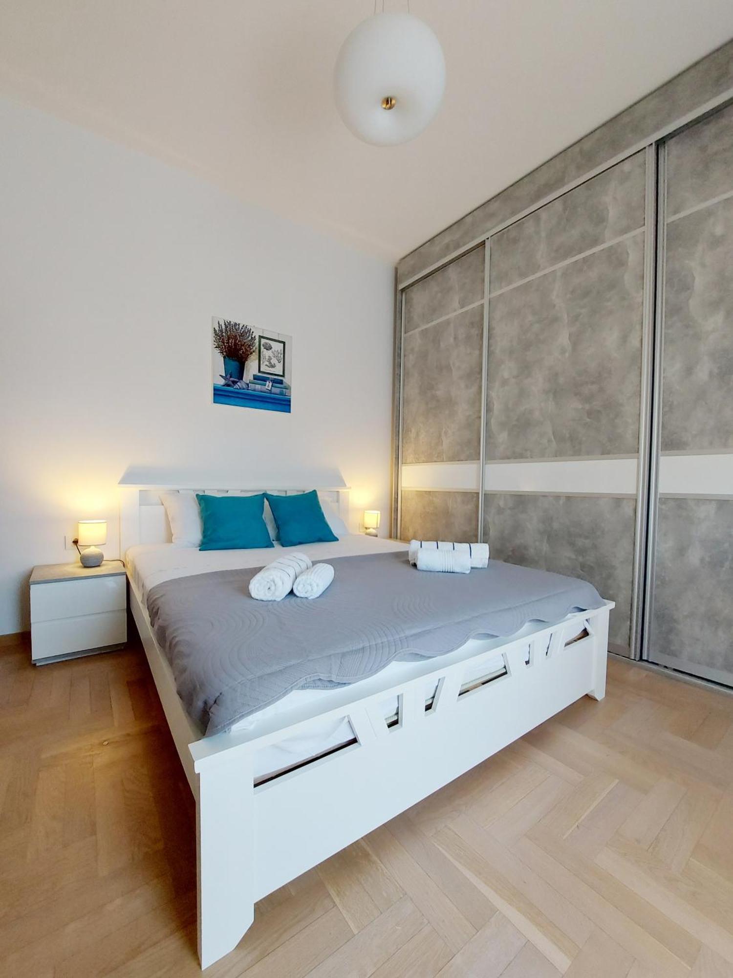 The Circle Apartment Skopje Eksteriør bilde