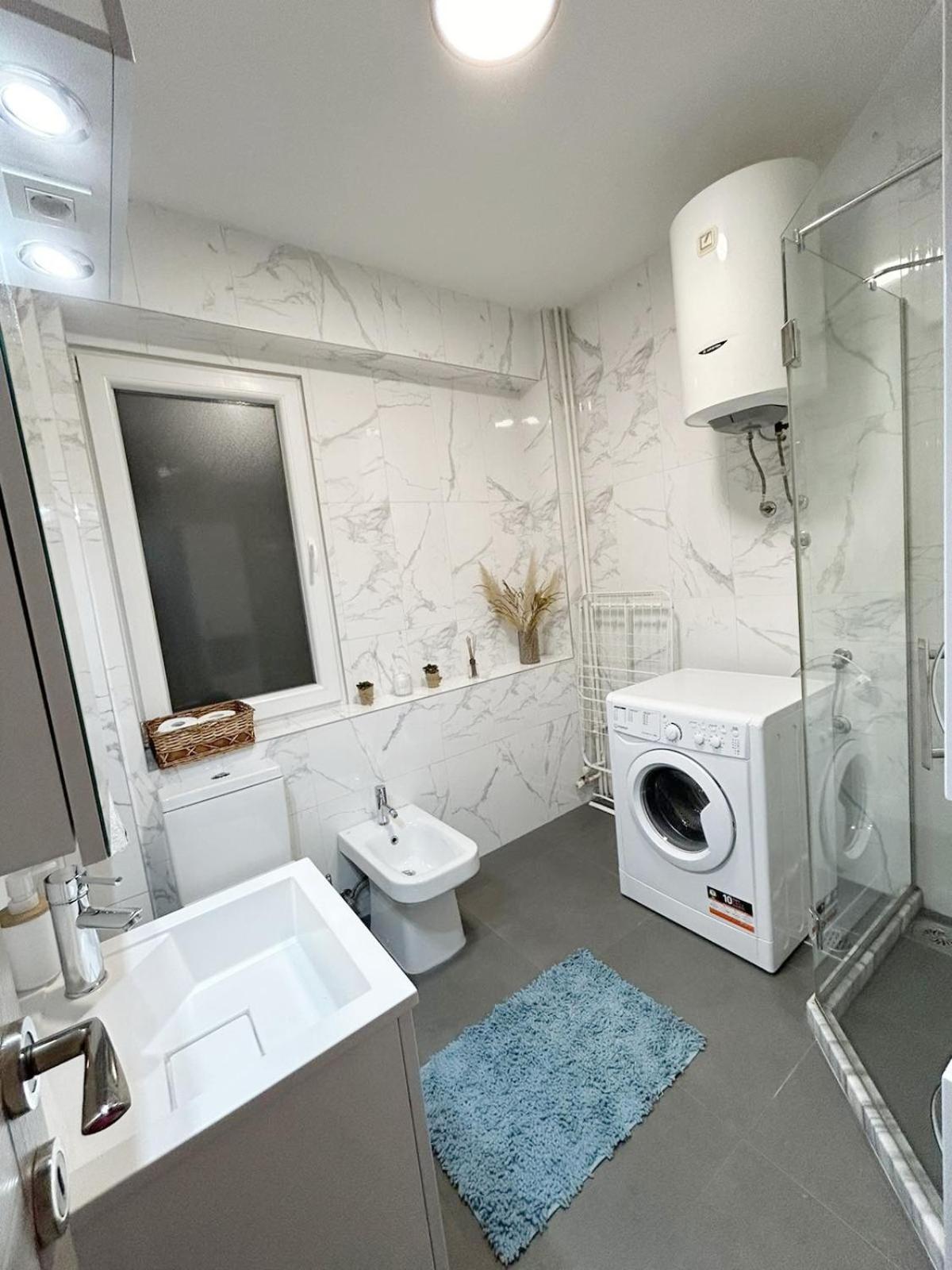 The Circle Apartment Skopje Eksteriør bilde