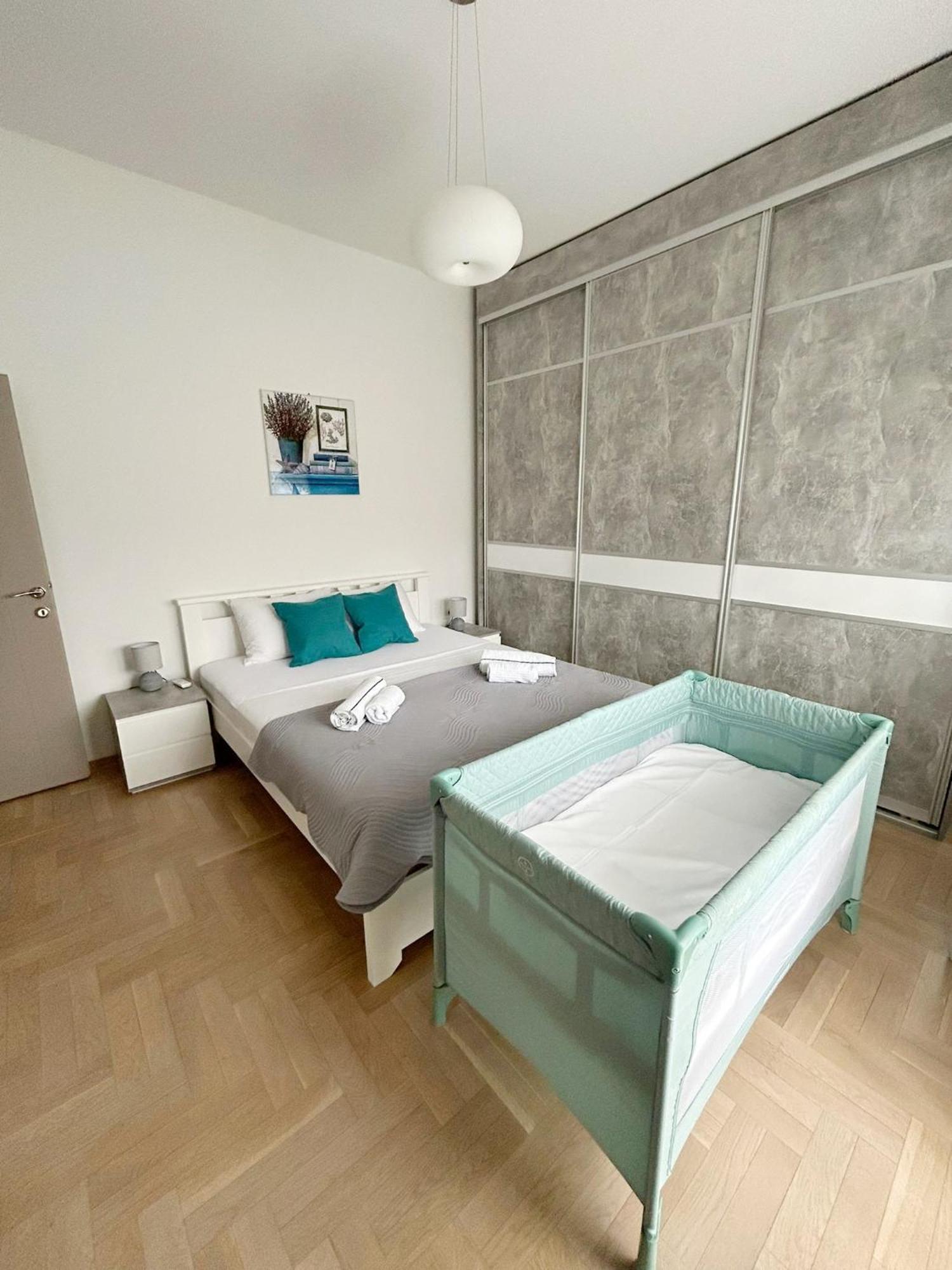 The Circle Apartment Skopje Eksteriør bilde
